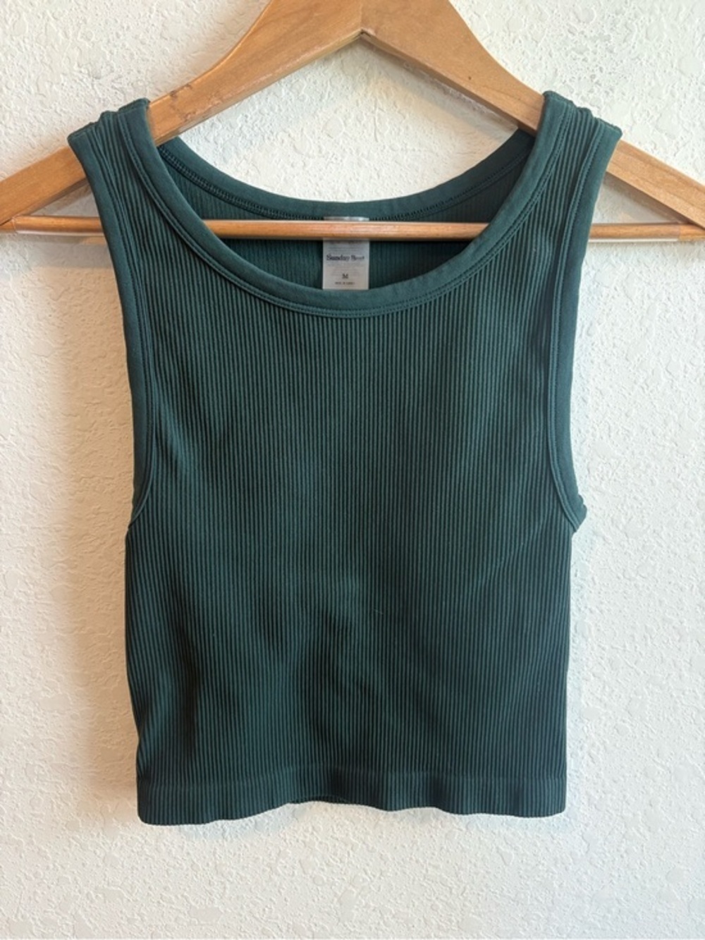 Sunday Best Dark Green Ribbed Scoop Neck Tank Size Medium